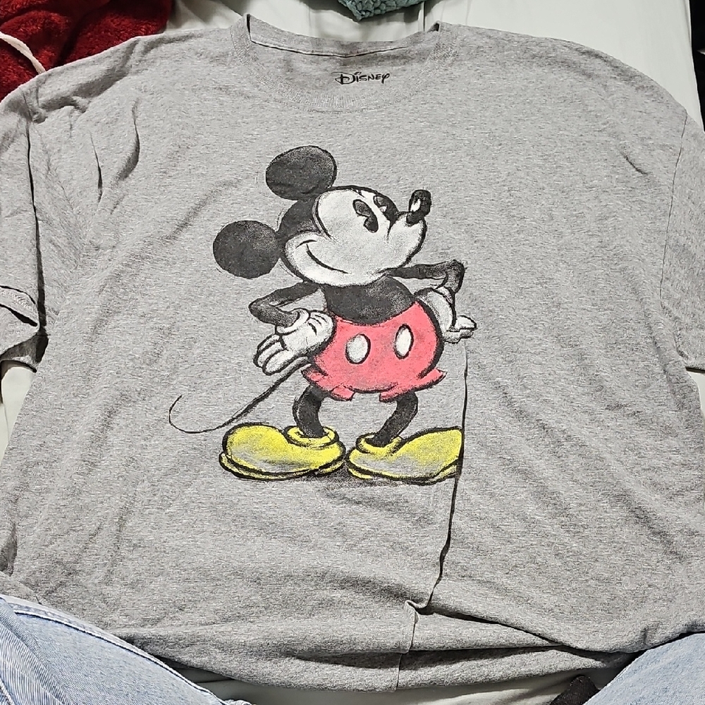 Disney Heather Gray T-Shirt